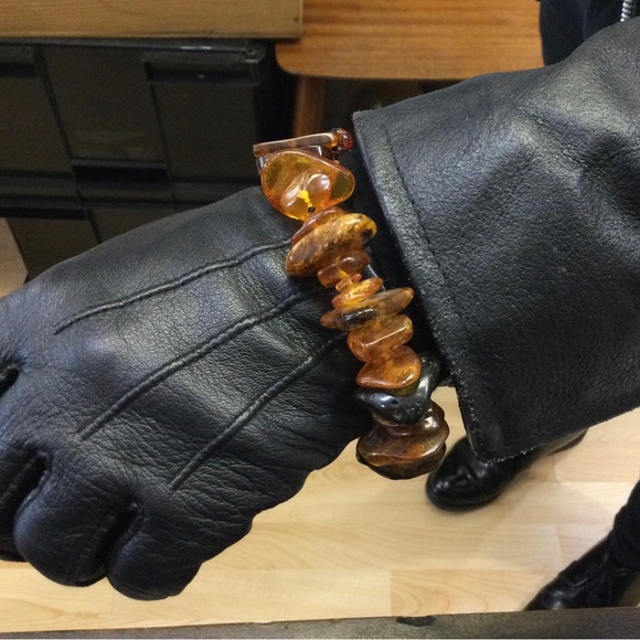 Men’s Baltic Amber chunky bracelet - Picture 3 of 3